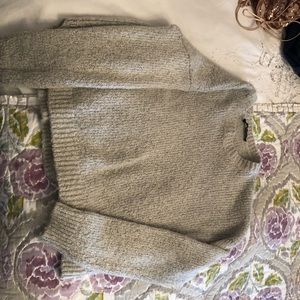 Brandy Melville Women’s Sweater